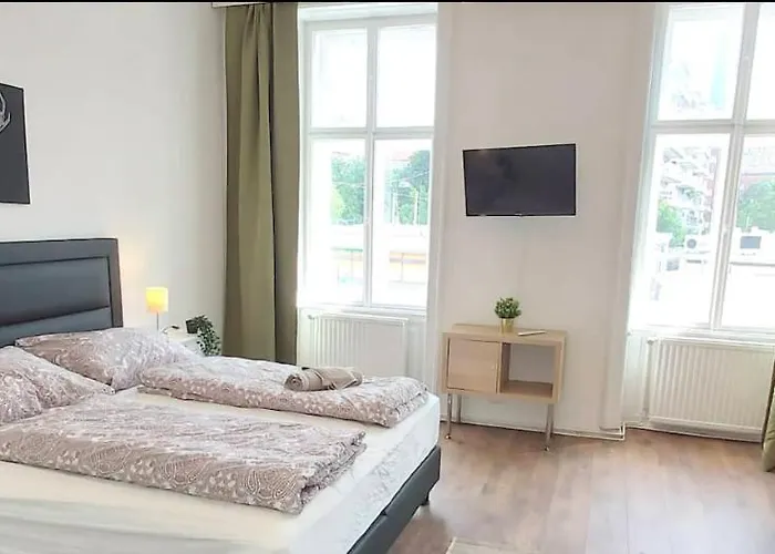 Cozy New Apartment Near Hannovermarkt